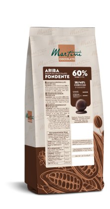 Hnědý obal disků hořké čokolády Martini Ariba Fondente 60% s ilustracemi kakaových lusků a nutriční etiketou.