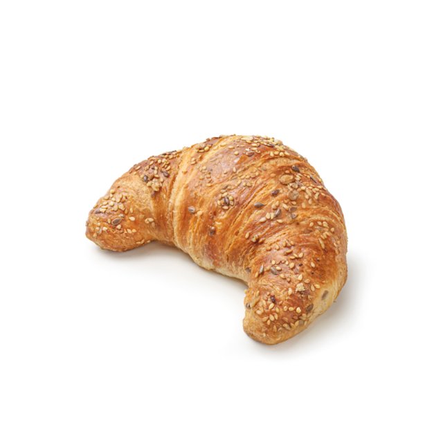 Zlatavý croissant s posypem semínek ve tvaru půlměsíce na bílém pozadí.