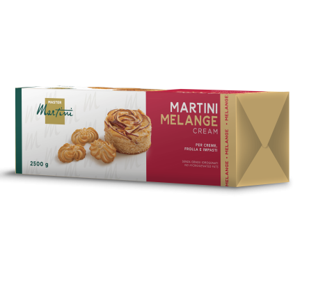 Balení Master Martini Melange Krém, 2500g, s pečivem a křehkým cukrovím na obalu.
